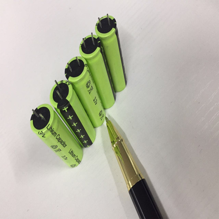 3.7V small cylindrical lithium battery 1