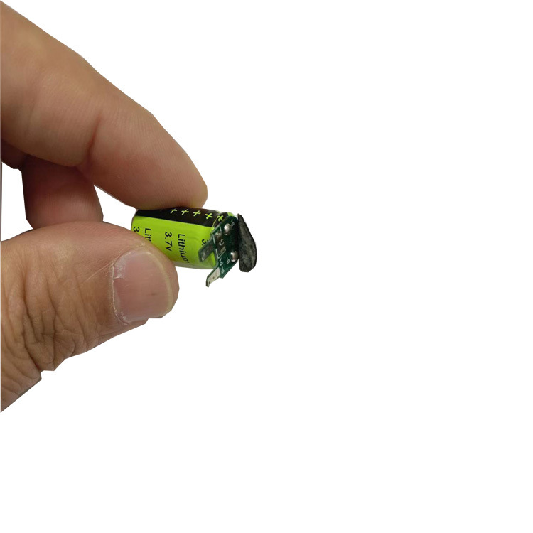 <strong>3.7V small cylindric</strong>
